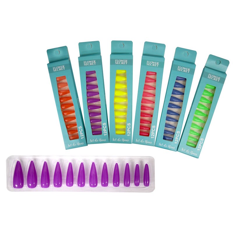  UÑAS POSTIZAS
