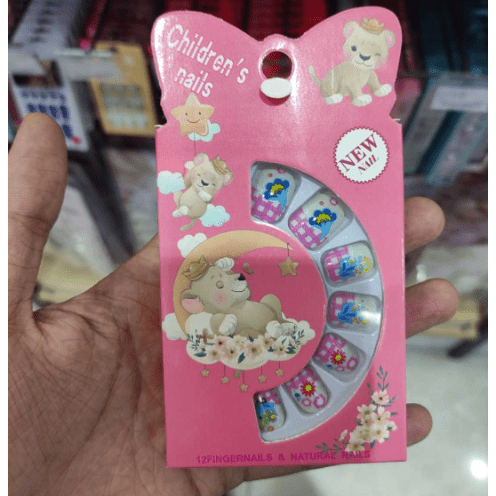 Uñas de niñas