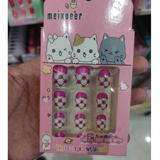 Uñas de niñas
